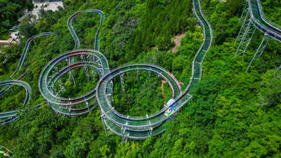 濟南青銅山大峽谷景區：高山漂流